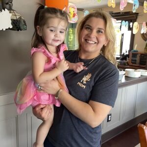 Meet your Posher, Jeniffer